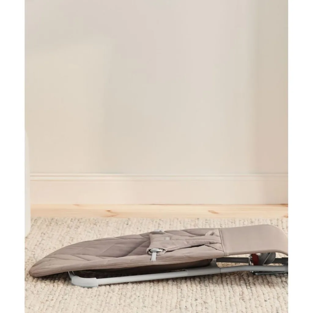 Bliss Petal Quilt Babysitter Sand Grey Babysitter & Gungor