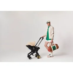Clearance i Babyskydd Sahara Sand Barn Bilbarnstolar