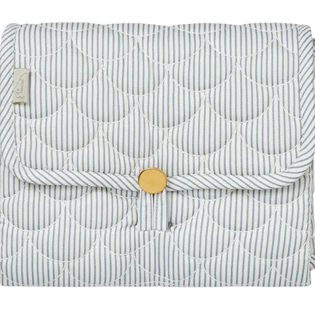 Best Randig Quiltad Skötmatta Classic Stripes Blue Praline Baby Sköta