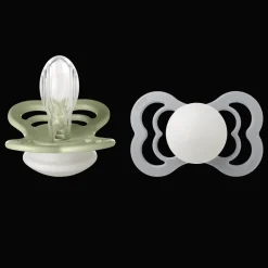 Clearance Supreme Glow 2-pack Symmetriska Silikonnappar Sage Cloud Nappar & Napphållare